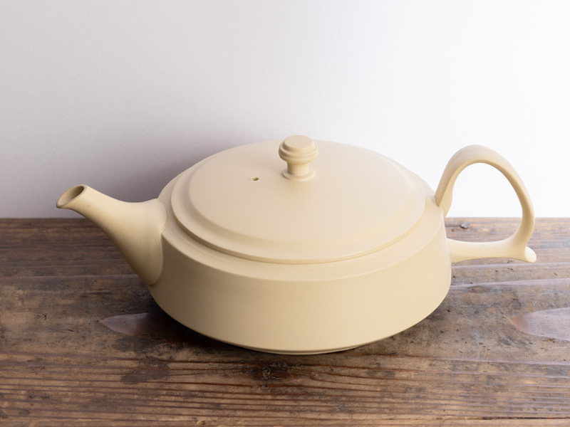Tokoname-yaki teapot, Takasuke workshop 300 ml Tokoname-yaki teapot, Takasuke workshop 300 ml