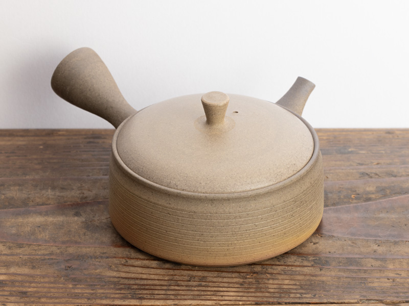 Tokoname-yaki kyûsu teapot by Gyokkô 180ml Tokoname-yaki kyûsu teapot by Gyokkô 180ml