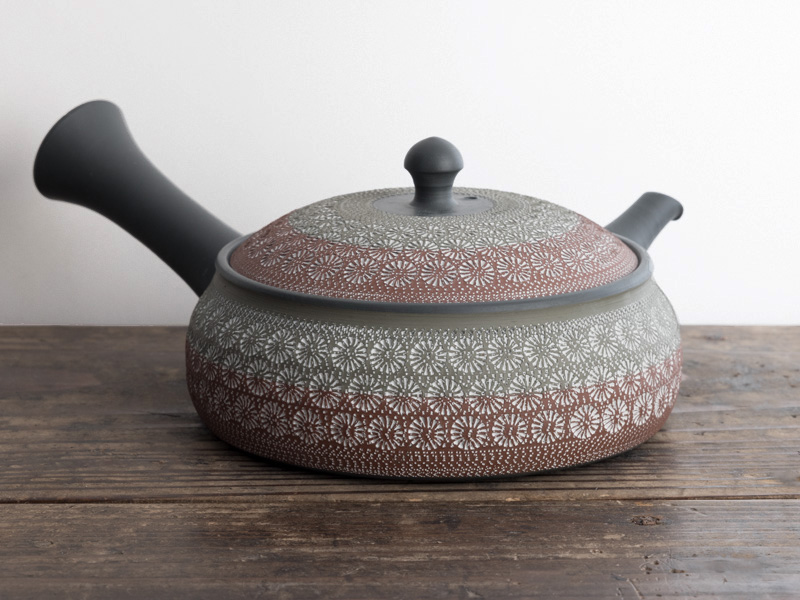 Tokoname-yaki kyusu teapot by Teruyuki Isobe 270ml Tokoname-yaki kyusu teapot by Teruyuki Isobe 270ml
