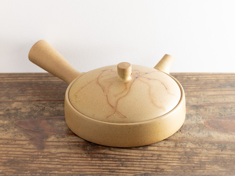 Tokoname-yaki Kyûsu teapot, by Itô Seiji, 80 ml Tokoname-yaki Kyûsu teapot, by Itô Seiji, 80 ml