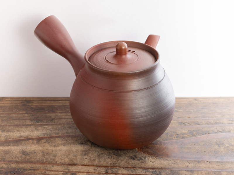 Banko-yaki kyûsu teapot by Jitsuzan 190 ml Banko-yaki kyûsu teapot by Jitsuzan 190 ml
