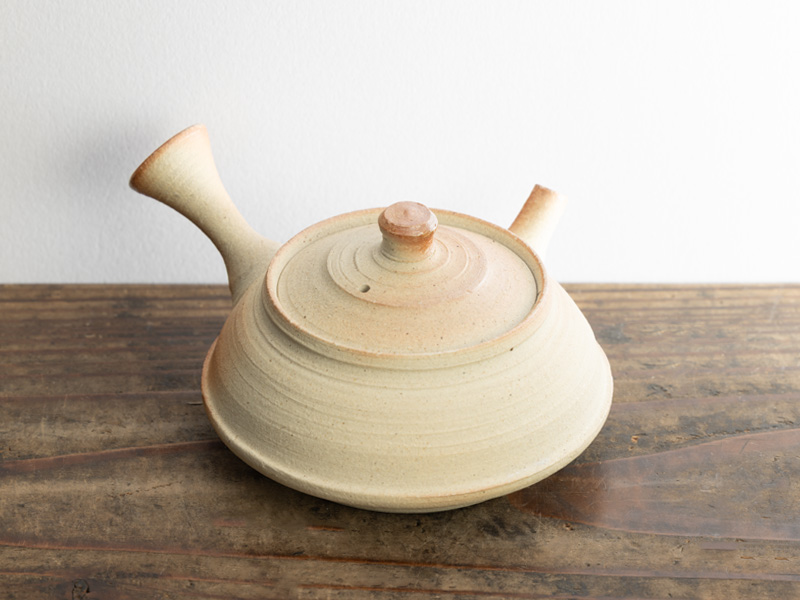 Kyûsu teapot by Hattori Takayoshi 150 ml Kyûsu teapot by Hattori Takayoshi 150 ml