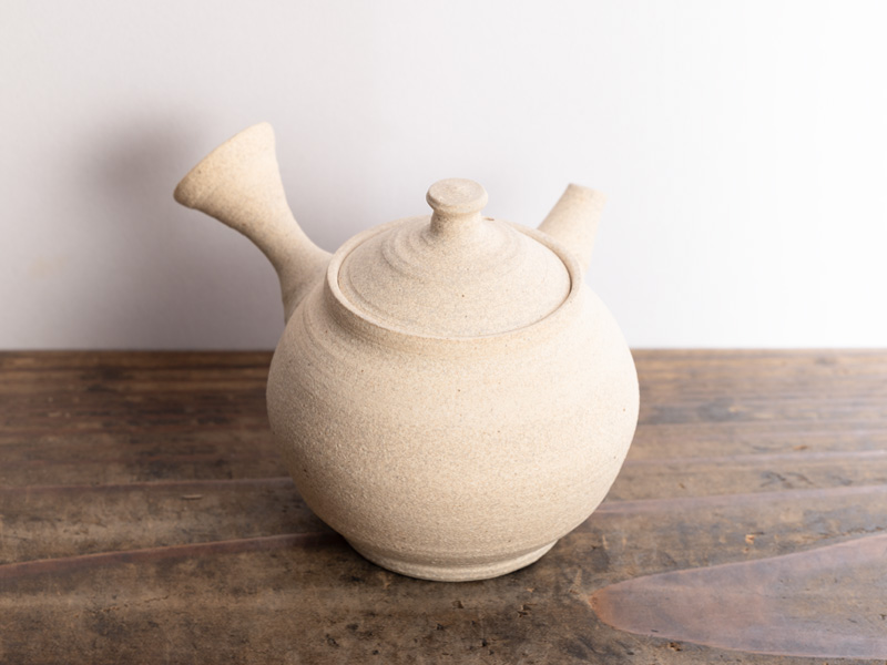 Kyûsu teapot by Hattori Takayoshi 110 ml Kyûsu teapot by Hattori Takayoshi 110 ml