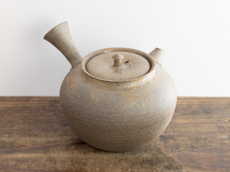 Kyûsu teapot from Tokoname by Omata Kanjô 210 ml Kyûsu teapot from Tokoname by Omata Kanjô 210 ml