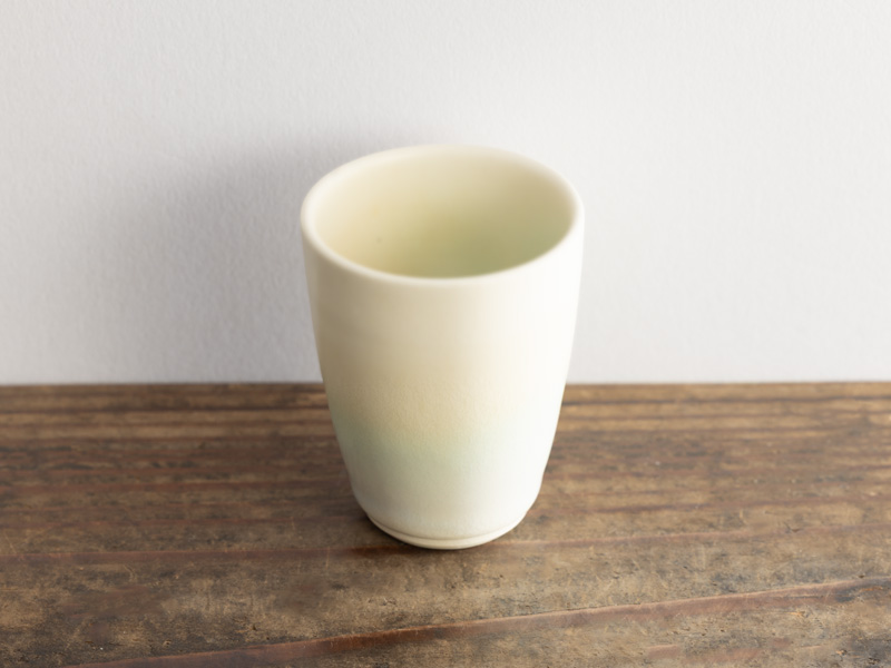 Tea cup from Tokoname by Miyoshi Shiori 50 ml Tea cup from Tokoname by Miyoshi Shiori 50 ml