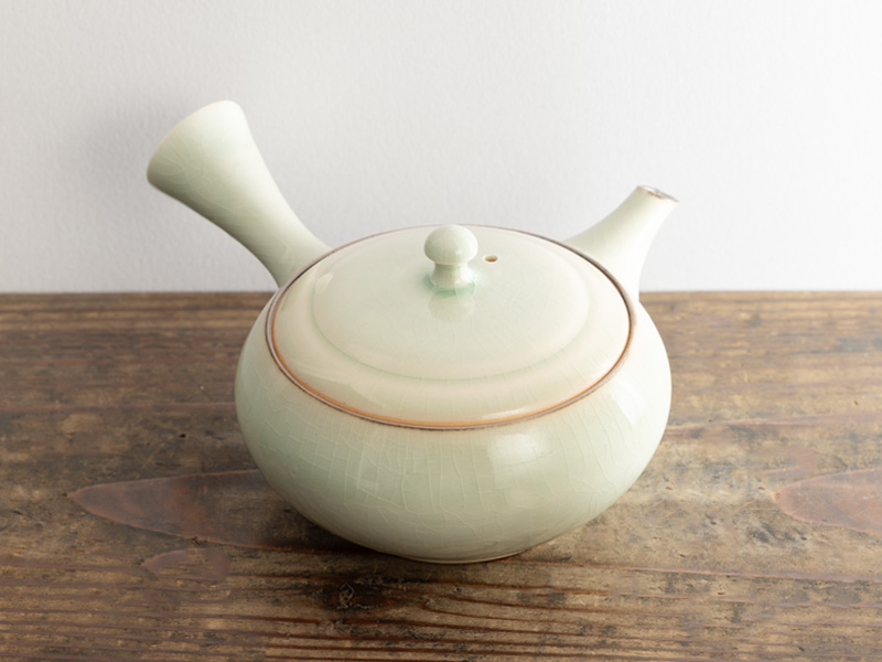 Kyûsu teapot from Tokoname by Chiba Mitsuhiro 180 ml Kyûsu teapot from Tokoname by Chiba Mitsuhiro 180 ml