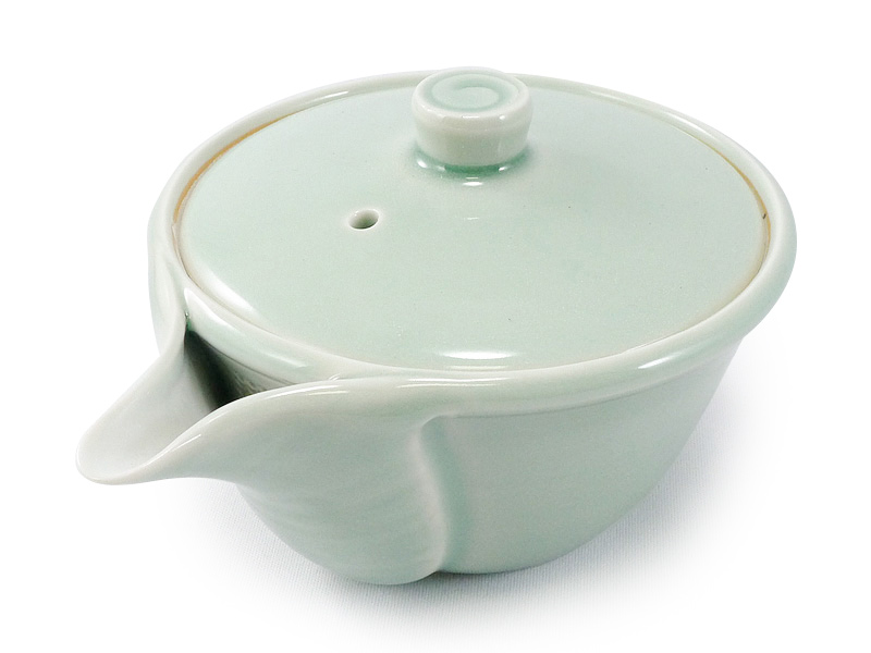 Asahi-yaki porcelain “kahinseiki” hôhin, 150 ml Asahi-yaki porcelain “kahinseiki” hôhin, 150 ml