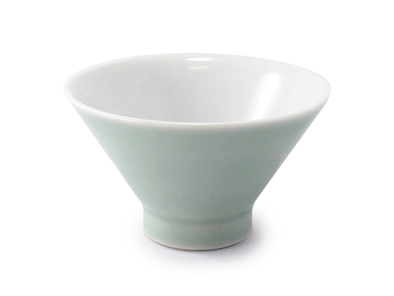 Porcelain Asahi-yaki “kahinseiki” cup , 80 ml / 3 oz Porcelain Asahi-yaki “kahinseiki” cup , 80 ml / 3 oz