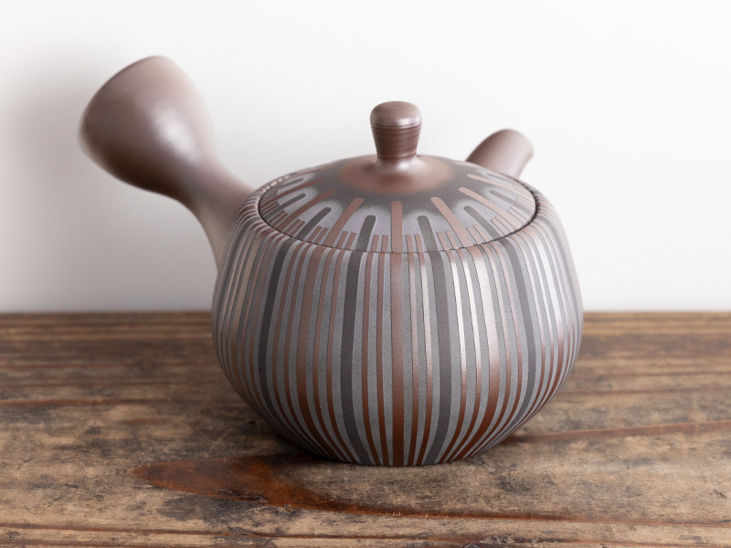 Banko-yaki kyûsu teapot by Suigetsu, 110 ml Banko-yaki kyûsu teapot by Suigetsu, 110 ml