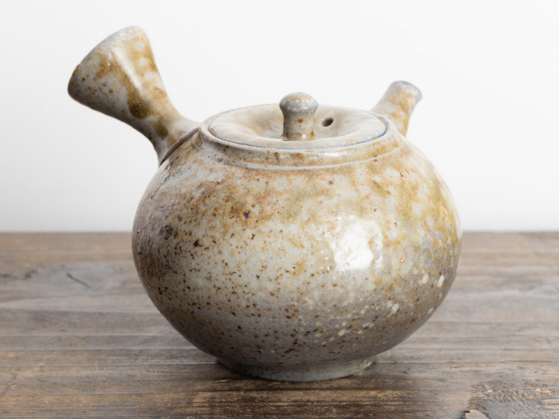 “Yôhen” kyûsu teapot by Shiraiwa Taisuke, 170 ml “Yôhen” kyûsu teapot by Shiraiwa Taisuke, 170 ml