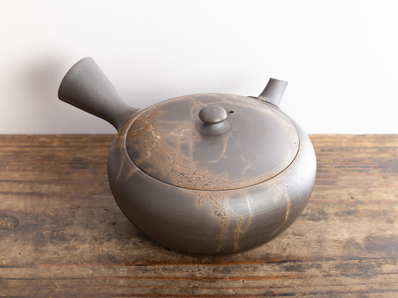 Tokoname-yaki Kyûsu teapot, mogake, by Mizuno Hiroshi 150 ml Tokoname-yaki Kyûsu teapot, mogake, by Mizuno Hiroshi 150 ml